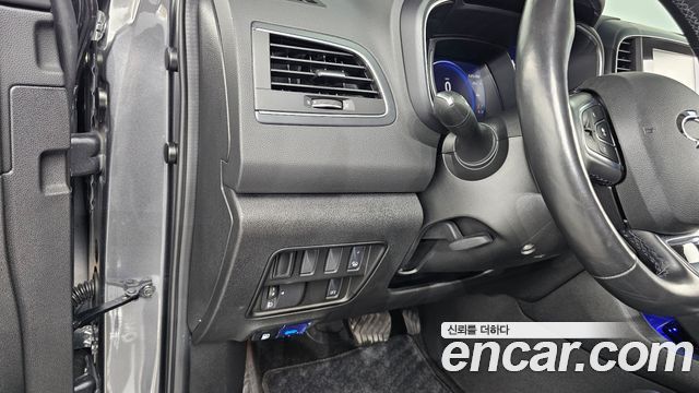 Renault Korea QM6 2.0 GDe RE Signature 2WD 2022 — фото 21