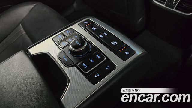 Genesis G80 3.3 GDI AWD Premium Luxury 2017 — фото 22