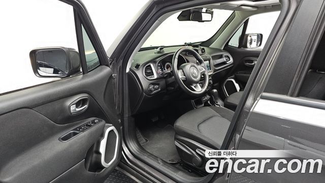 Jeep Renegade 2.4 Longitude 2021 — фото 10