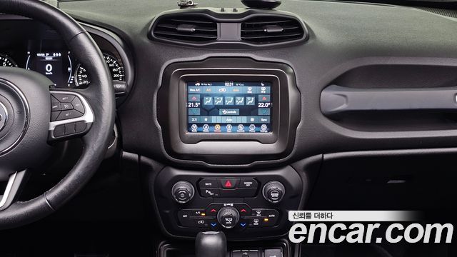 Jeep Renegade 2.4 Longitude 2021 — фото 18