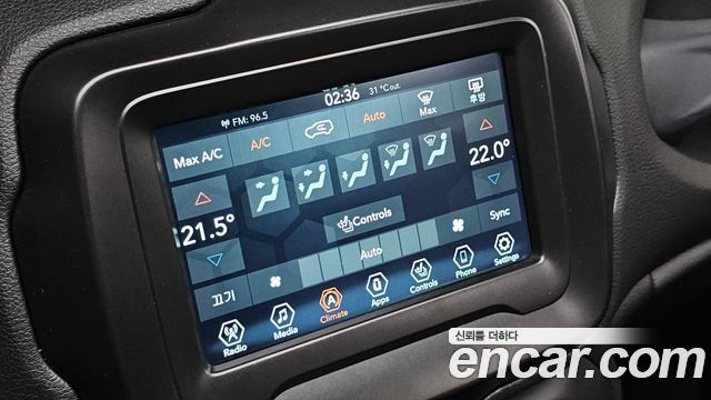 Jeep Renegade 2.4 Longitude 2021 — фото 22