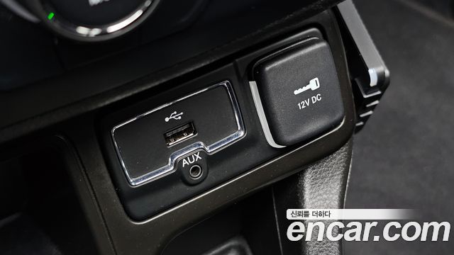 Jeep Renegade 2.4 Longitude 2021 — фото 34