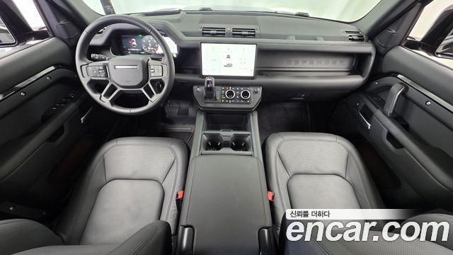 Land Rover Defender (L663) 110 P300 X-Dynamic SE 2025 — фото 7