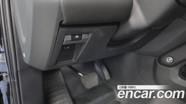Land Rover Defender (L663) 110 P300 X-Dynamic SE 2025 — фото 30