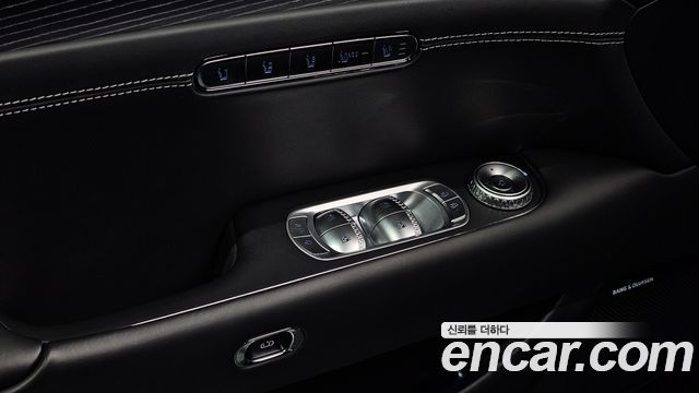 Genesis G90 (RS4) Gasoline 3.5 Turbo AWD 2022 — фото 17