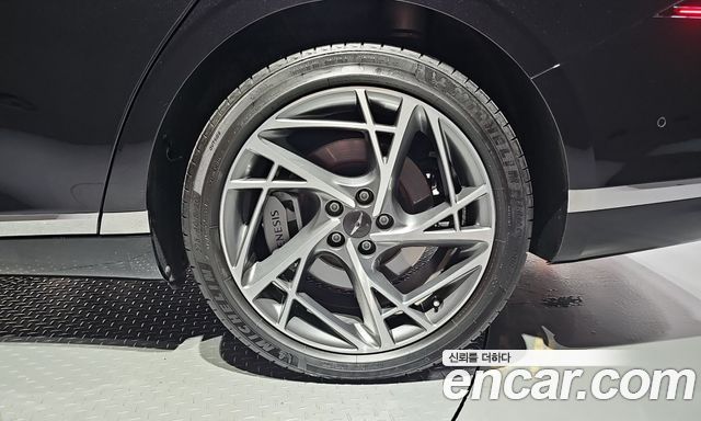 Genesis G90 (RS4) Gasoline 3.5 Turbo AWD 2022 — фото 21