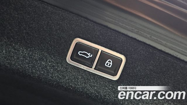 Genesis G90 (RS4) Gasoline 3.5 Turbo AWD 2022 — фото 29
