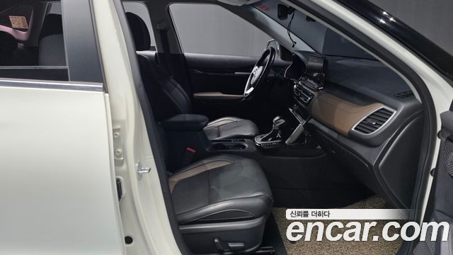 Kia Seltos Gasoline 1.6 Turbo 2WD Noblesse 2020 — фото 11