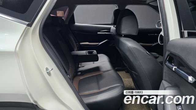 Kia Seltos Gasoline 1.6 Turbo 2WD Noblesse 2020 — фото 12