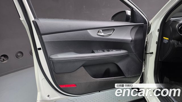 Kia K3 Trendy 2020 — фото 24