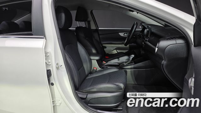 Kia K3 Trendy 2020 — фото 26