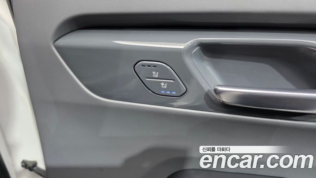 Kia EV9 Long Range 4WD Earth 2024 — фото 19