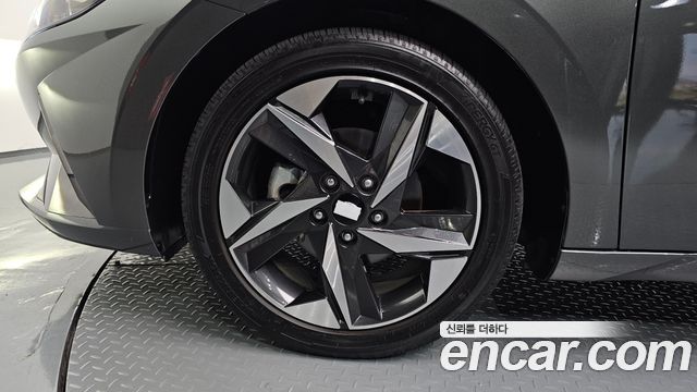 Hyundai Avante (CN7) 1.6 Inspiration 2023 — фото 5