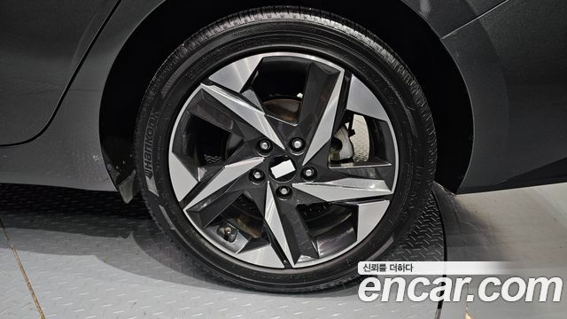 Hyundai Avante (CN7) 1.6 Inspiration 2023 — фото 21