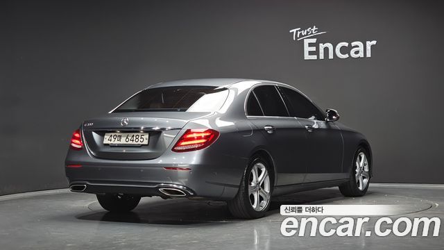 Mercedes-Benz E-Class (W213) E200 Avantgarde 2017 — фото 2