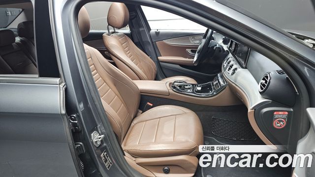 Mercedes-Benz E-Class (W213) E200 Avantgarde 2017 — фото 10