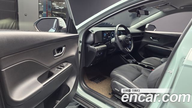 Hyundai Kona (SX2) Gasoline 1.6 Turbo 2WD Premium 2023 — фото 10