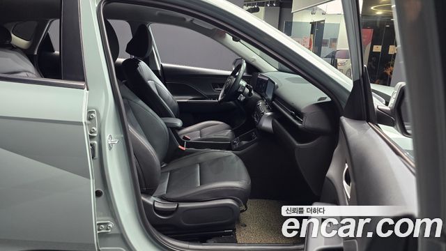 Hyundai Kona (SX2) Gasoline 1.6 Turbo 2WD Premium 2023 — фото 11