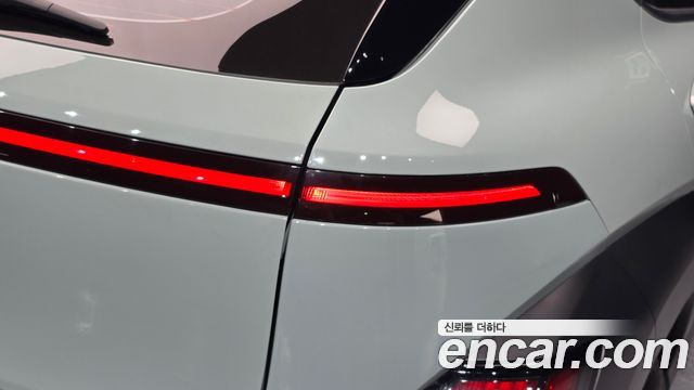 Hyundai Kona (SX2) Gasoline 1.6 Turbo 2WD Premium 2023 — фото 23