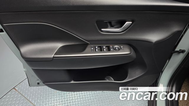 Hyundai Kona (SX2) Gasoline 1.6 Turbo 2WD Premium 2023 — фото 24
