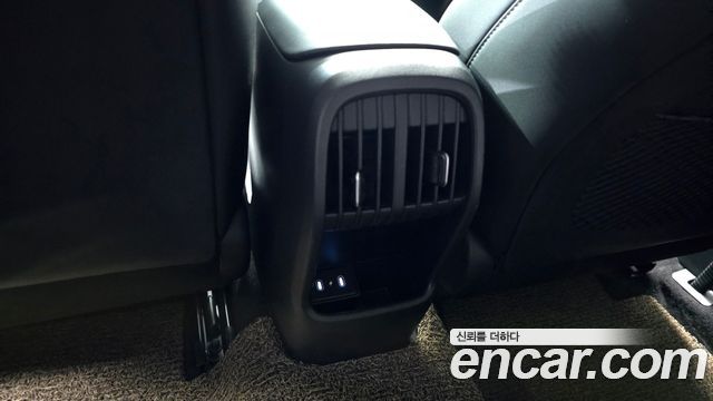 Hyundai Kona (SX2) Gasoline 1.6 Turbo 2WD Premium 2023 — фото 29