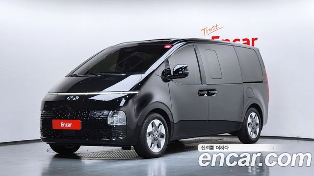 Hyundai Staria L3.5 Tourer 9-Seater Modern 2023 — фото 1