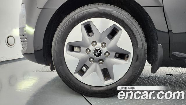 Hyundai Staria L3.5 Tourer 9-Seater Modern 2023 — фото 5