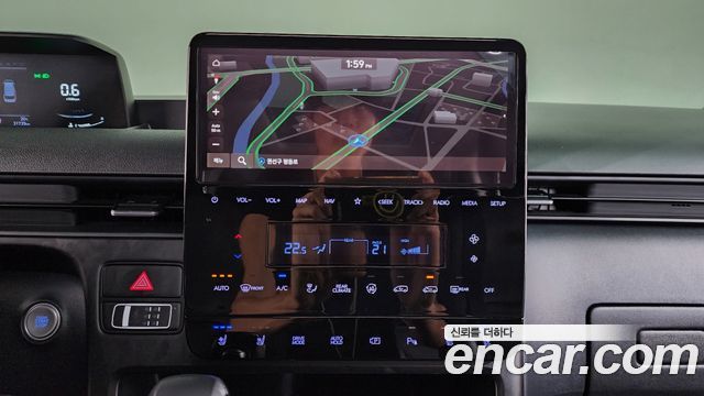 Hyundai Staria L3.5 Tourer 9-Seater Modern 2023 — фото 14
