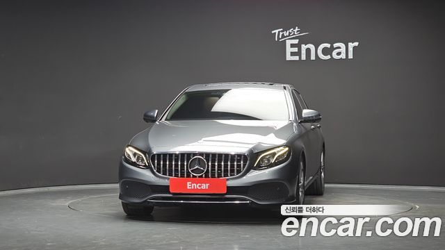 Mercedes-Benz E-Class (W213) E220d Avantgarde 2017 — фото 3