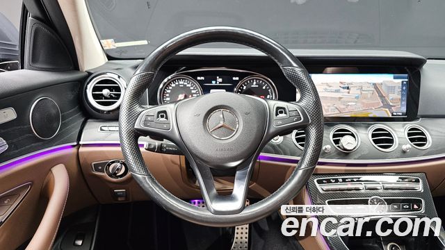 Mercedes-Benz E-Class (W213) E220d Avantgarde 2017 — фото 13