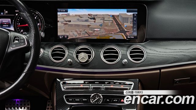 Mercedes-Benz E-Class (W213) E220d Avantgarde 2017 — фото 14