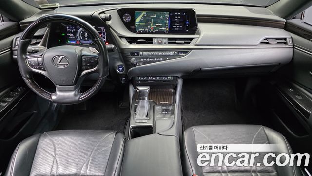 Lexus ES300h (VII) Luxury 2019 — фото 7