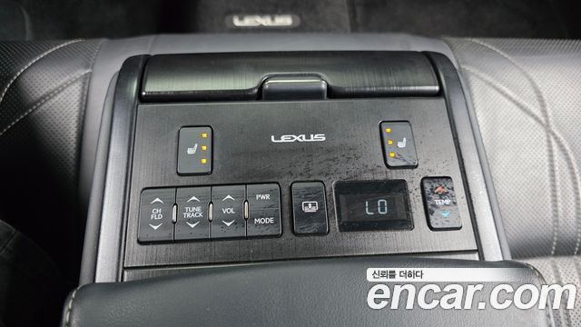 Lexus ES300h (VII) Luxury 2019 — фото 19
