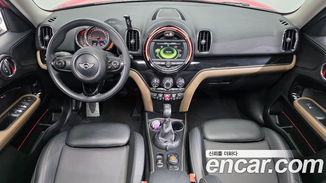 MINI Cooper D Countryman Standard 2nd 2018 — фото 7