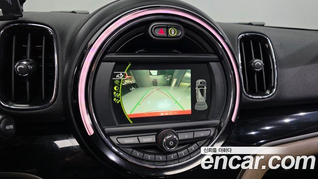 MINI Cooper D Countryman Standard 2nd 2018 — фото 15