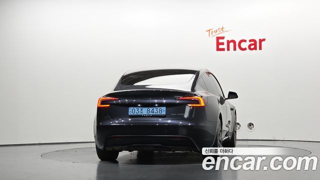 Tesla Model 3 Long Range AWD 2024 — фото 4