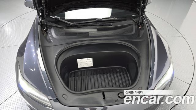 Tesla Model 3 Long Range AWD 2024 — фото 6