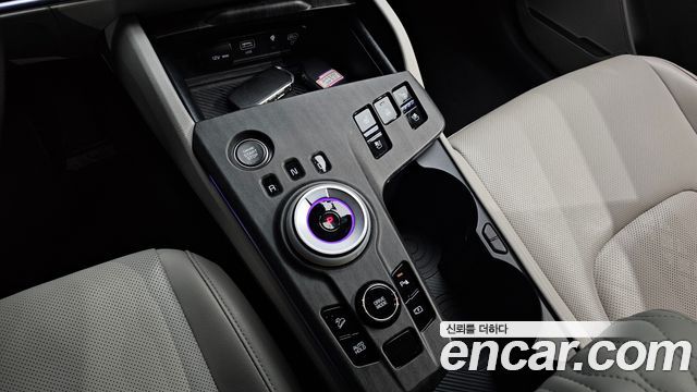 Kia Sportage Hybrid (V) Signature 2WD 2022 — фото 9