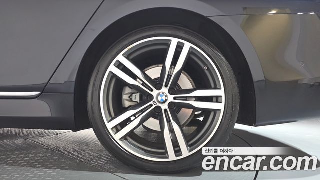 BMW 7 Series (G11) 730Ld xDrive M Sport 2018 — фото 21