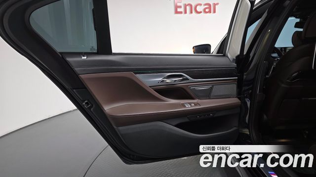 BMW 7 Series (G11) 730Ld xDrive M Sport 2018 — фото 25