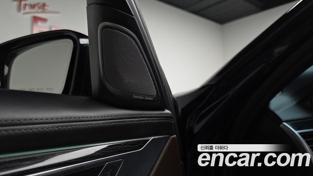 BMW 7 Series (G11) 730Ld xDrive M Sport 2018 — фото 35