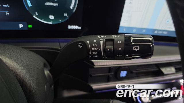 Hyundai Santa Fe (MX5) HEV 1.6 4WD Calligraphy 2024 — фото 32
