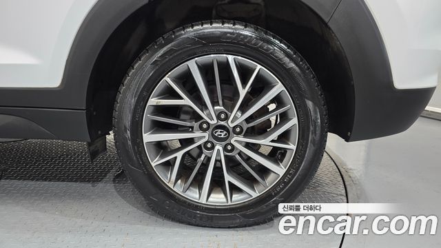 Hyundai Tucson Gasoline 1.6 turbo 2WD Premium 2019 — фото 21