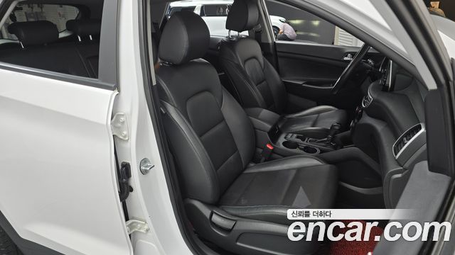 Hyundai Tucson Gasoline 1.6 turbo 2WD Premium 2019 — фото 26