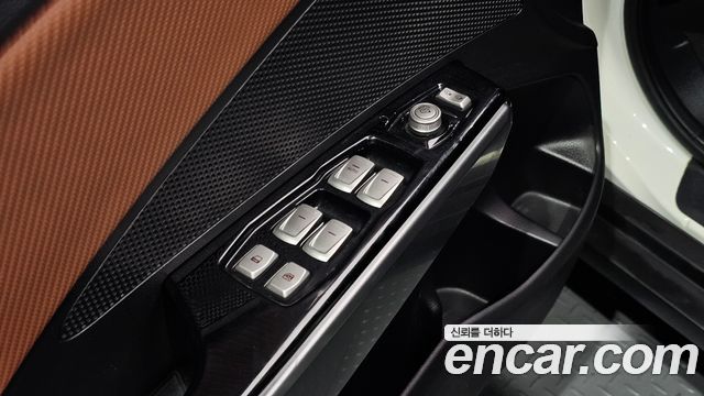 KG Mobility (SsangYong) Tivoli Armor Gear Edition 2WD 2018 — фото 18