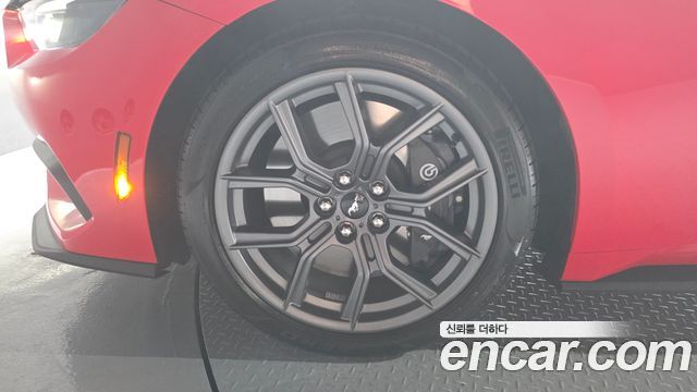 Ford Mustang (VII) 2.3 EcoBoost Premium Coupe 2025 — фото 5