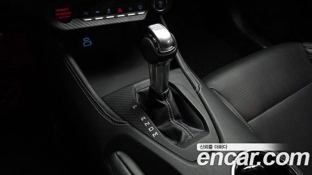 Ford Mustang (VII) 2.3 EcoBoost Premium Coupe 2025 — фото 9