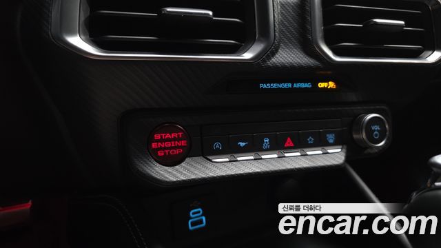 Ford Mustang (VII) 2.3 EcoBoost Premium Coupe 2025 — фото 22