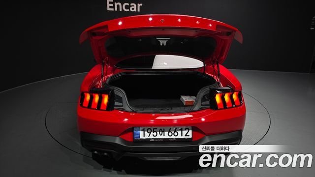 Ford Mustang (VII) 2.3 EcoBoost Premium Coupe 2025 — фото 24