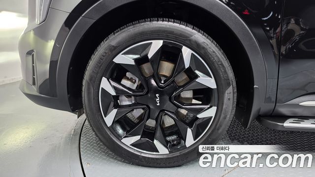 Kia Sorento (IV) Gasoline 2.5T 2WD Noblesse 2024 — фото 5